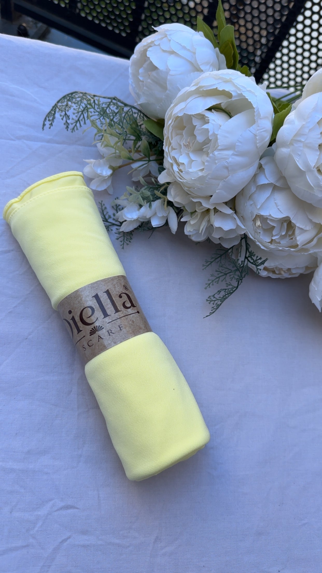 Hijab Jersey Premium Jaune Pastel – Fraîcheur & Élégance