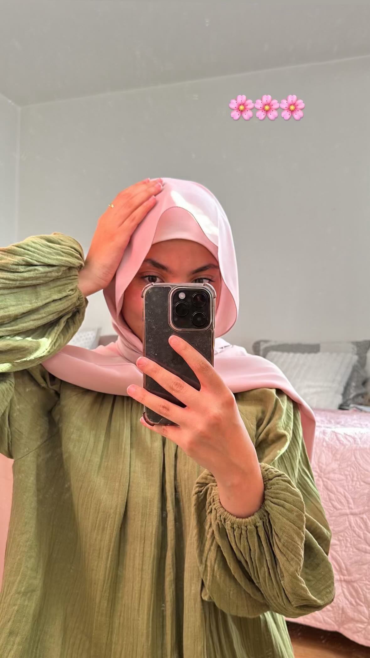 Hijab Soie de Médine Rose Poudré - Élégance & Douceur
